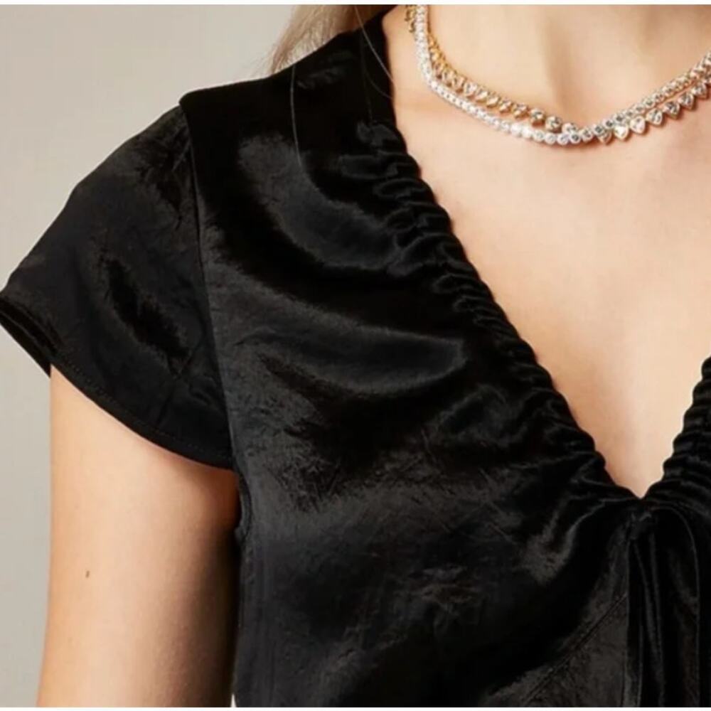 J.Crew Short Sleeve Slip Dress in Textured Satin Black Size 12 NWT - Picture 4 of 8